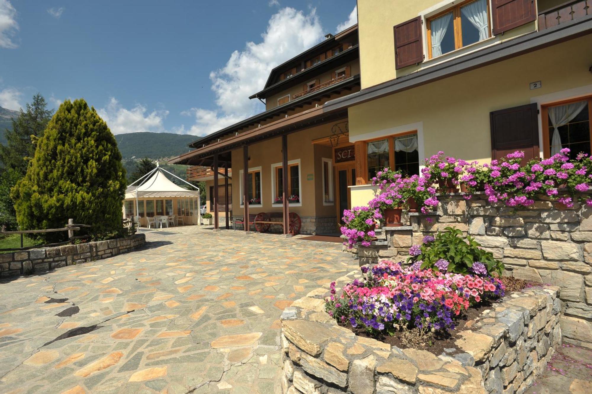 Residence Sci Sport Bormio Eksteriør bilde